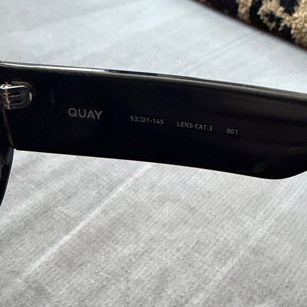 Quay Black Rectangular Sunglasses - image 5